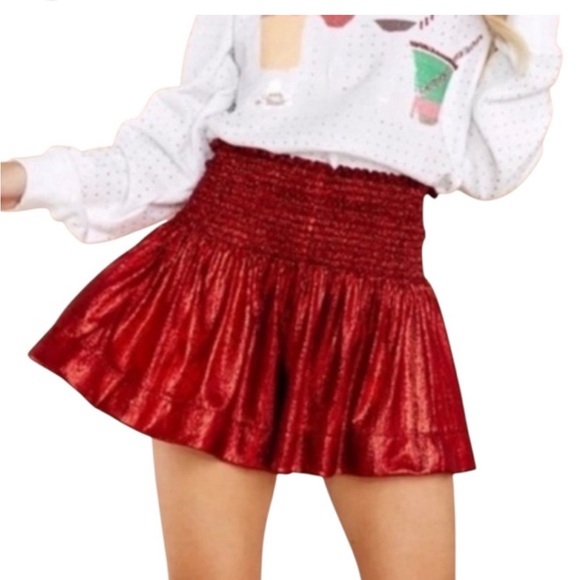 Queen Of Sparkles || Swing Shorts Pleated Smocked Red Metallic XS - Picture 4 of 14